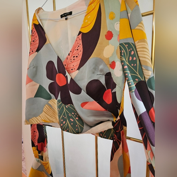 EN SAISON medium wrap top - Picture 3 of 6